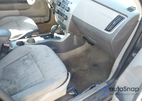 2010 Ford Focus Se z USA, uszkodzony, nr VIN 1FAHP3FN6AW228351